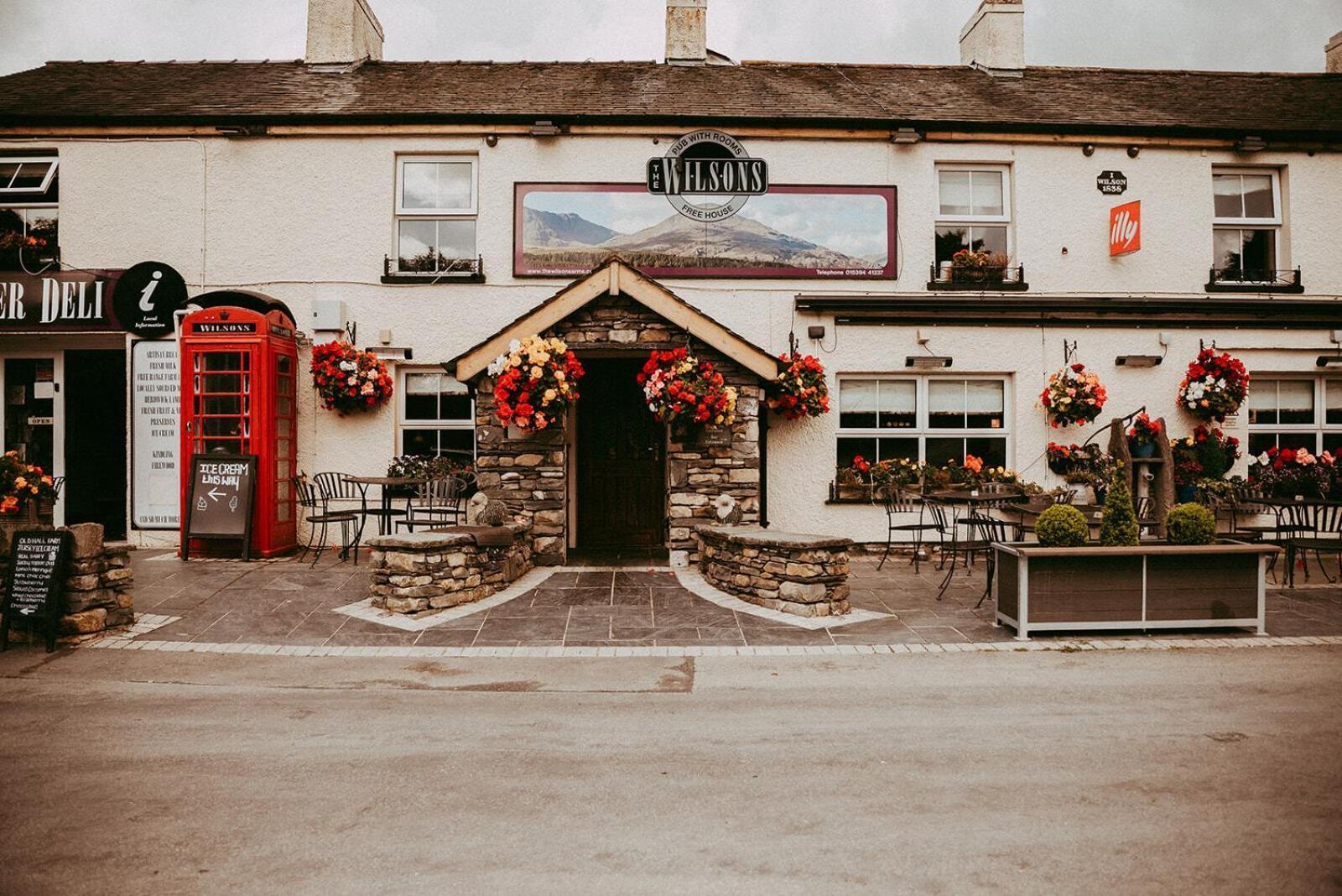 토버 The Wilson Arms B&B 외부 사진